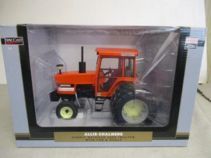 Allis Chalmers Model 6080 Toy Tractor "2025 Lafayette Toy Show" 1/16 Scale, NIB - Picture 1 of 8