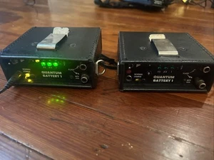 Vintage Quantum Instruments Batterie 1 UNGETESTET Vintage Koffer Clip 2er Set - Bild 1 von 4