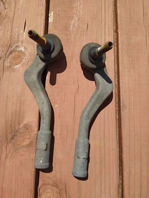 2008-2013 AUDI A4 A5 B8 Q5 FRONT LEFT & RIGHT OUTER STEERING TIE ROD END OEM - Image 1 of 4