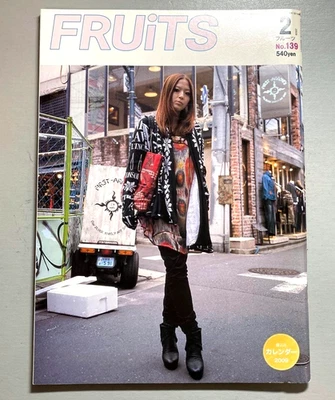 Revista japonesa de moda callejera FRUiTS 2009 No.139 de Japón Harajuku Kawaii - Imagen 1 de 4