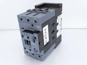 SIEMENS 3RT2046-1AK60 CONTACTOR - Picture 1 of 3