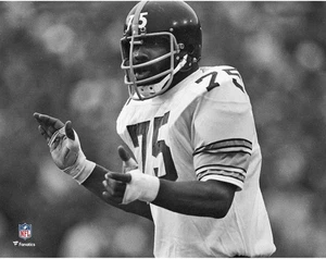 Joe Greene Pittsburgh Steelers Unsigned Super Bowl IX Black andPhoto - Picture 1 of 1
