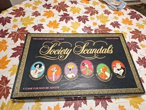 Society Scandals 1978 juego de mesa adulto Milton Bradley raro envío gratuito  - Imagen 1 de 4
