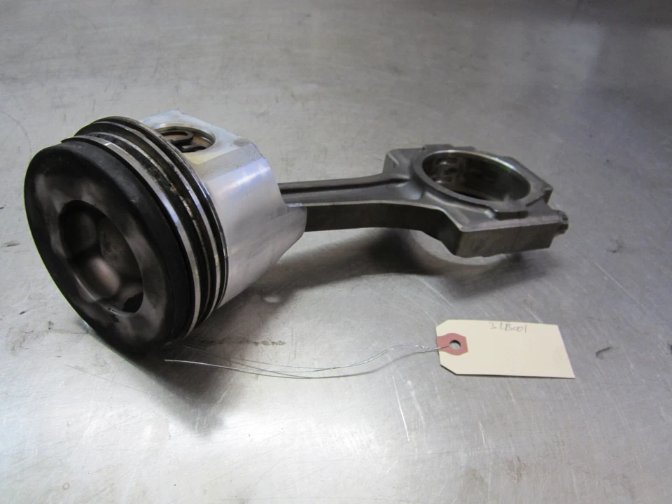 Стандартный поршень и соединительный шток для 01–03 Ford F-350 Super Duty 7.3 - Изображение 1 из 4