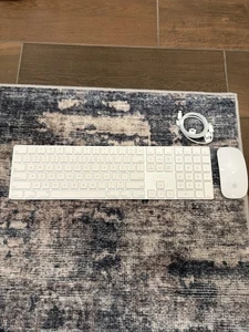 Apple Magic Keyboard 2 with Numeric Keypad, Magic Mouse 2Lightning Cable Bundle - Picture 1 of 5