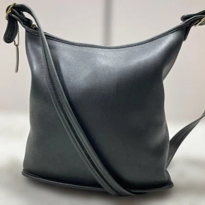 Vintage Coach 90s Shoulder Bag Made in USA Model 1935 Rare Used - Picture 1 of 11
