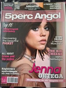 Recortes Jenna Ortega de revistas húngaras, alemanas 18 páginas - Imagen 1 de 23