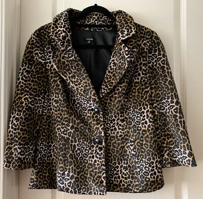 Abrigo Blazer Rafaella Estampado Leopardo Manga 3/4 Talla 6 (Manga 12”) Usado en Excelente Condición Foto 1 de 4