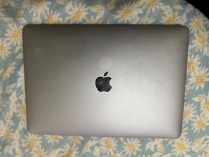 13 Apple Macbook Pro A1989 Quad Core i5 3.8Ghz SONOMA 256GB SSD 8GB - Warranty - Picture 1 of 12