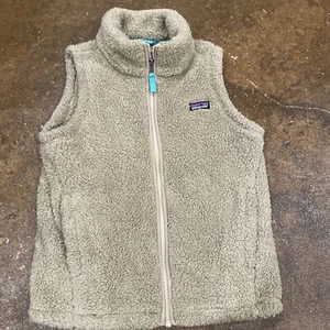 Patagonia Vest Girls L (12) Beige Deep Pile Full Zip Pockets Outdoor - Picture 1 of 7