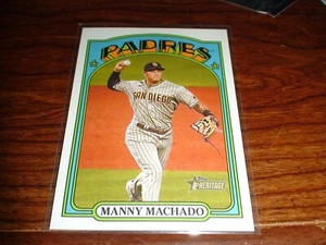 TOPPS HERITAGE HIGH 2021 #566 ACTION MANNY MACHADO PADRES - Picture 1 of 2