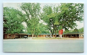 Postal de la década de 1970 GA Treemont Motel Glennville Georgia Main Street autopista 301 25 - Imagen 1 de 2