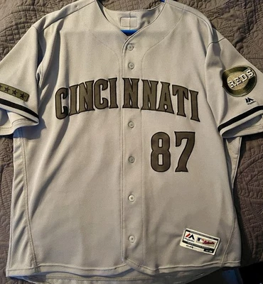 Cincinnati Reds Military Jersey Road Gray Sz 48 - Image 1 of 4