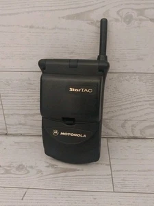 Téléphone à clapet vintage Motorola noir StarTAC non testé sans chargeur - Photo 1 sur 5
