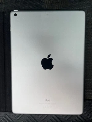 Apple iPad 2018 6th Gen (A1893) 9.7 Inch WiFi 128GB - Silver - Image 1 of 4