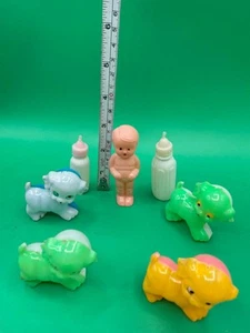 Vintage Lot Plastic Dog & Other Sleepy Googley Eyes figure - Picture 1 of 9