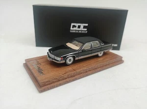 GOC 1/64 Scale CADILLAC Fleetwood 1993 Black Diecast Car Model Toy Collection - Picture 1 of 5