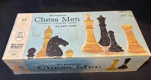 Chess Men Authentic Staunton Design  4807 Milton Bradley Plastic Complete Set - Picture 1 of 5