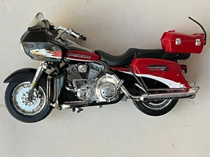 Maisto Harley Davidson 2014 CVO Breakout Diecast Motorcycle Cruiser - Picture 1 of 14