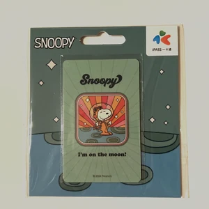 Astronaut Snoopy "I'm on the moon!" iPASS Card Taiwan Transportation Only - NEW - Picture 1 of 3