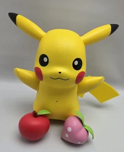 Jazwares Pokemon Pikachu Train and Play Deluxe interaktive Actionfigur getestet - Bild 1 von 4