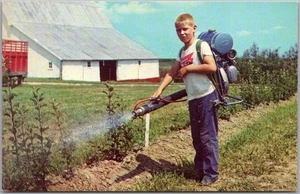 Vintage 1960s Agriculture / Farming Advertising Postcard KWH Sprayers & Dusters - Picture 1 of 2