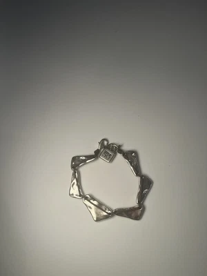 Pulsera Uno De 50 con eslabones triangulares Foto 1 de 3