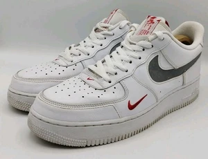 Nike Air Force 1 Low Cut Out Swoosh White/Metallic Silver Reflective UK Size 9 - Picture 1 of 12