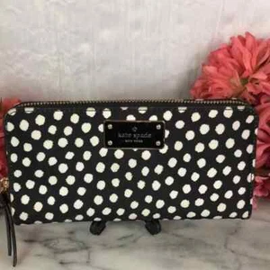 KATE SPADE black & white polka dot zip around accordion wallet wristlet - Picture 1 of 14