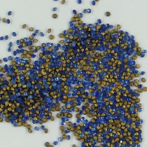 218 22 *** 60 alte Strasssteine (60er Jahre) konischer Boden 2,2 mm SAPHIRBLAU - Bild 1 von 2
