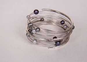 Natural Pearl Bracelet Adjustable Memory Wire Women Classic Jewelry - Picture 1 of 3