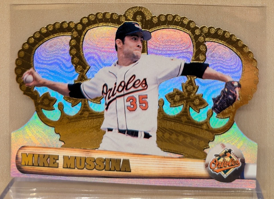 1998 Pacific Crown ROYALE #21 Mike Mussina HOF RARE GOLD FOIL DIE CUT - Image 1 of 2