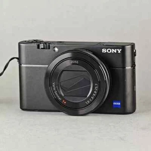 Sony Cyber-Shot DSC-RX100 M5A RX100V 20.1 MP 2.9x Zoom 4K Zeiss Lens Tested - Picture 1 of 6