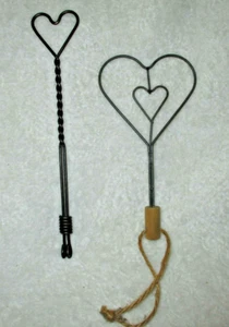 Handcrafted for Silvestri~Wire Hearts~Wood Handle ~Twisted Wire~Black~2 qty - Imagen 1 de 7