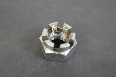 HONDA CL450 CB550 CB450 CB500 XL250 GL1000 CB750 CL72 CL77 EIXO TRASEIRO PORCA CASTELO - Imagem 1 de 4