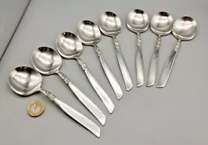 8 Vintage Oneida Community Silver Plated Soup Spoons South Seas Pattern 16.5cm - Picture 1 of 7
