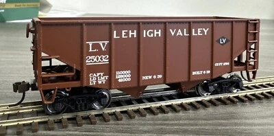 Bowser Executive Line HO #40248 55 Ton Fishbelly Hopper Lehigh Valley #25032 NIB - Image 1 of 4