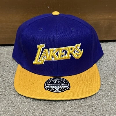 Boné ajustável Mitchell & Ness LA Lakers Dynasty HWC recarga -Roxo/dourado - Tamanho 7 5/8 - Imagem 1 de 4