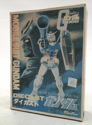 Traje móvil Clover Die Cast Gundam Foto 1 de 4