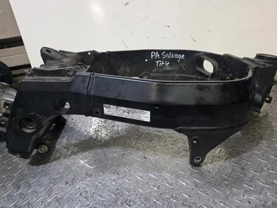 2004-2005 SUZUKI GSXR 750 GSXR 600 DAMAGED FRAME CHASSIS SALV. - Image 1 of 4