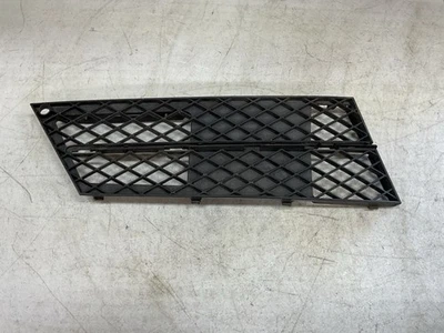 Parachoques inferior delantero derecho BMW 528i 535i 550i 2008-2010 511178098 OEM Foto 1 de 3