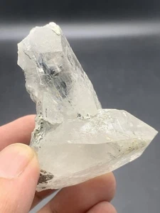 524 Carats Quartz Combine With Hematite Specimen. - Picture 1 of 11