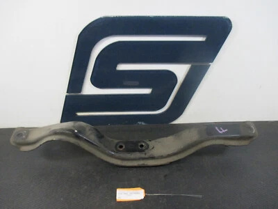 Saab 9-2X 2005 - travesaño de montaje de motor de transmisión manual delantera Foto 1 de 4