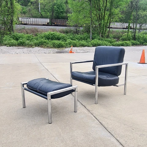 Vintage Mid Century Modern Chrome Black Vinyl Lounge Chair Milo Baughman Style Cover