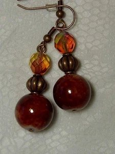 PENDIENTES CYNTHIA LYNN "FIRESIDE" CUENTAS DE VIDRIO ROJO CRISTAL CHECO COBRE 2" - Imagen 1 de 1