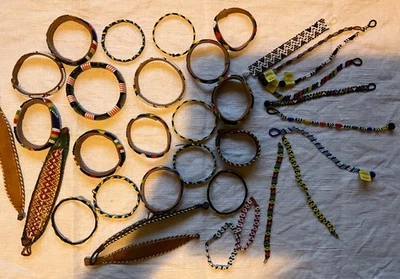 Konvolut Armbänder Afrika /Süd u. West Perlen Leder...Erwachsene Schmuck  80er  - Bild 1 von 4