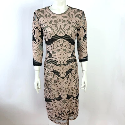 JS Collections 2 刺绣透明女式及膝连衣裙印花淡紫色 — 第 1/4 张图片