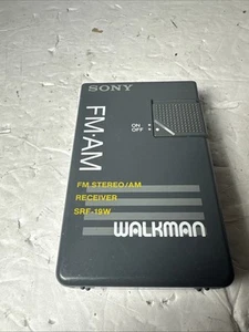 Sony Walkman SRF-19W FM / AM Radio Receiver (5) - Picture 1 of 2