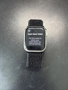 Apple Watch Series 7 41mm Aluminum Case - Starlight, Regular... - Picture 1 of 1