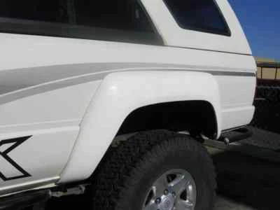 Toyota Pickup/4Runner Showcars 1984-1988 destellos traseros personalizados de 3" Foto 1 de 2